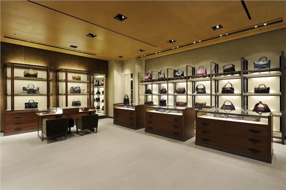 好的展柜從板材選擇到工藝要求都是非常重要的