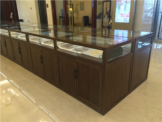 產(chǎn)品展示柜
