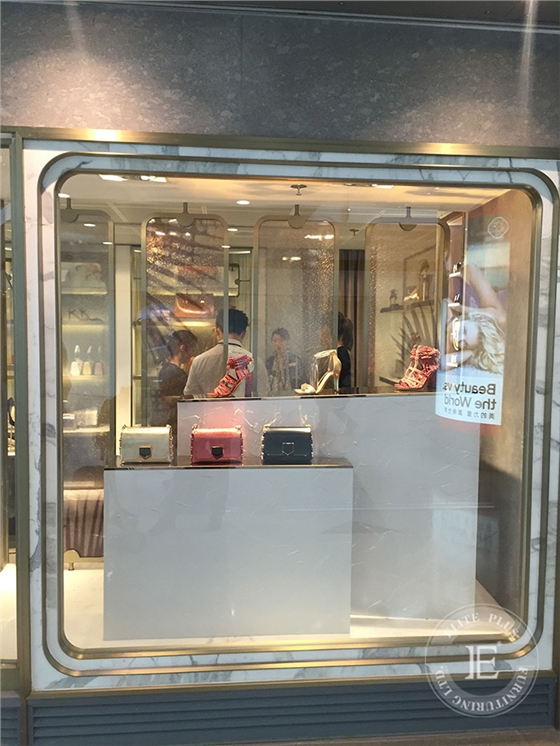 玻璃展柜 玻璃展柜