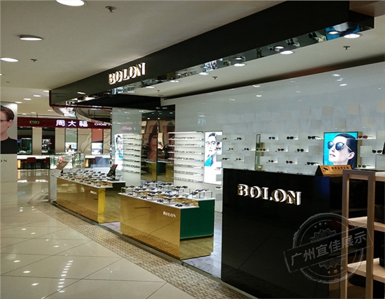 暴龍眼鏡專柜 暴龍眼鏡專柜