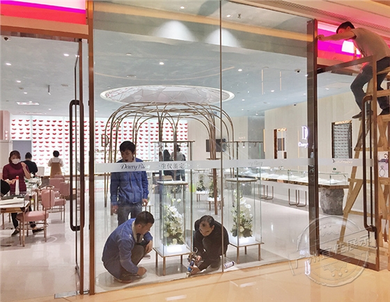 商場展柜安裝 商場展柜安裝