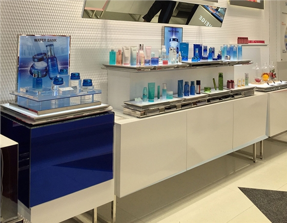 化妝品展柜 化妝品展柜