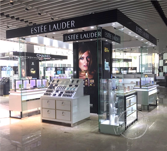 化妝品展柜設(shè)計