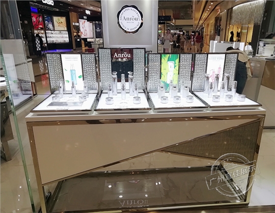 高檔化妝品櫥窗展示柜 高檔化妝品櫥窗展示柜