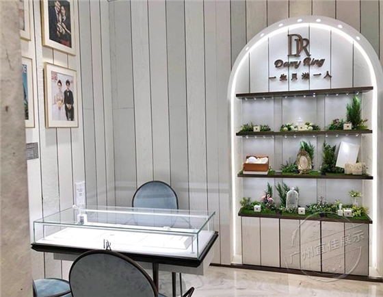 展示柜設(shè)計