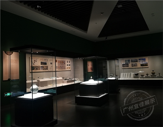 博物館沿墻通體展柜價格 博物館沿墻通體展柜價格