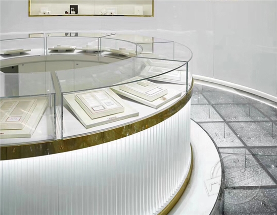 珠寶展示柜道具設(shè)計(jì) 珠寶展示柜道具設(shè)計(jì)