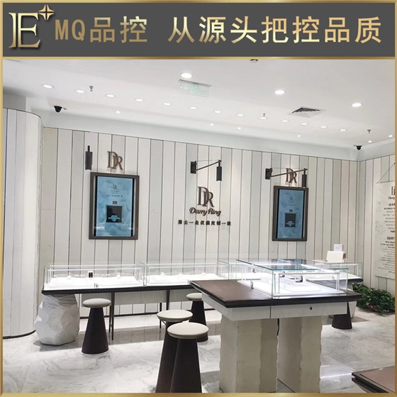 商業(yè)展柜廠家 商業(yè)展柜廠家