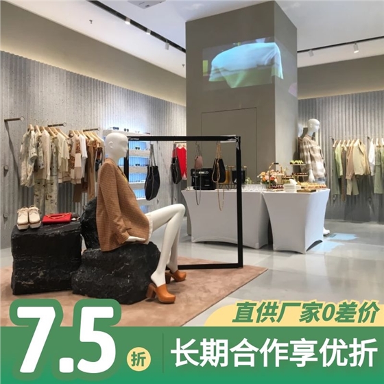 定制衣服展柜設(shè)計(jì) 定制衣服展柜設(shè)計(jì)