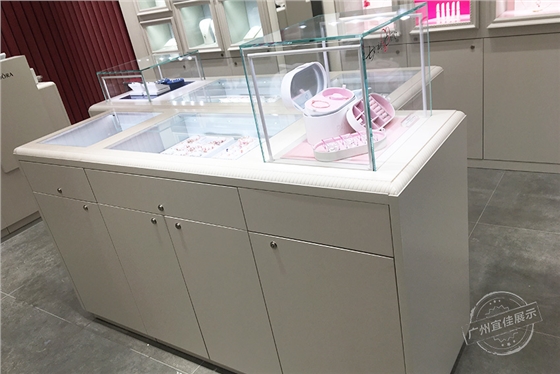 飾品展柜生產(chǎn)廠家 飾品展柜生產(chǎn)廠家