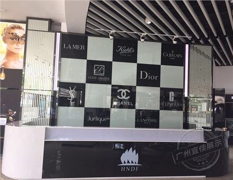 免稅店化妝品展柜