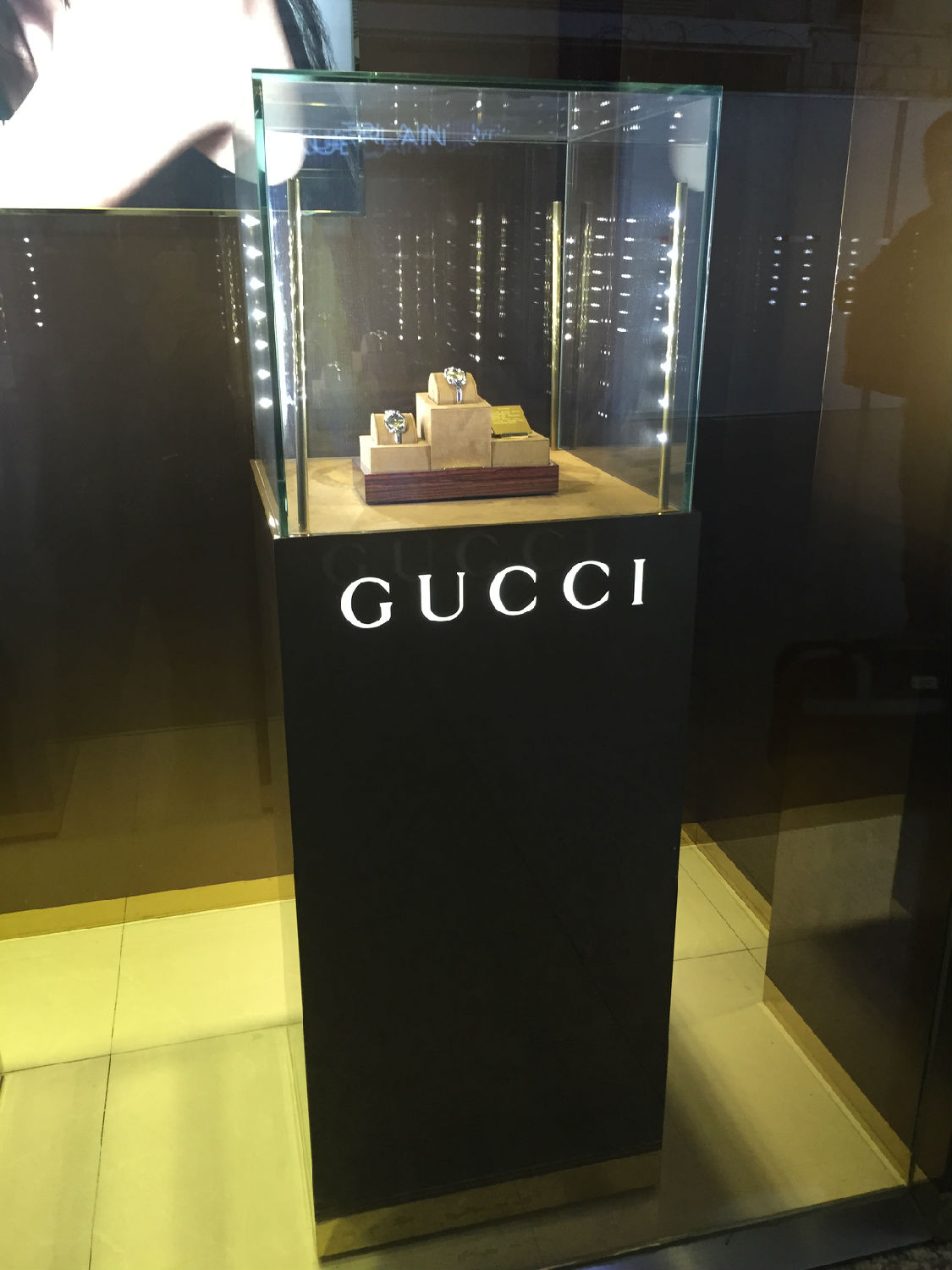 產(chǎn)品展示柜