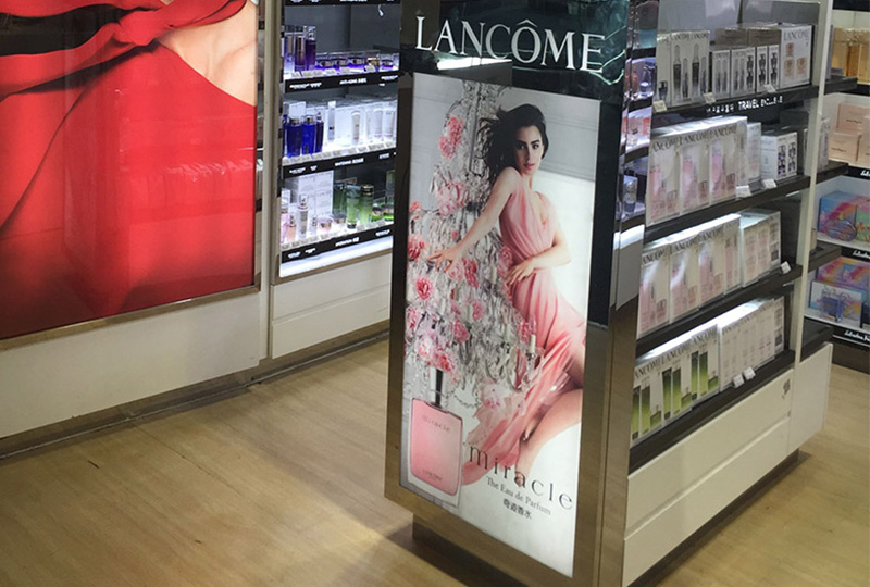 化妝品展柜