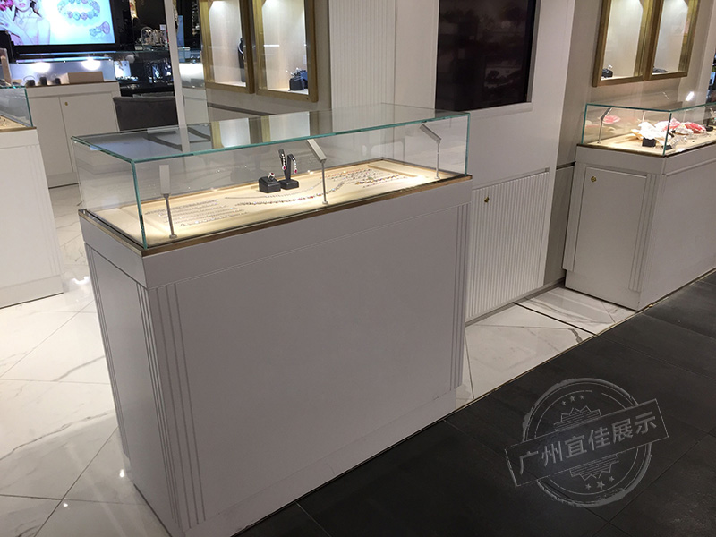 玻璃珠寶展柜