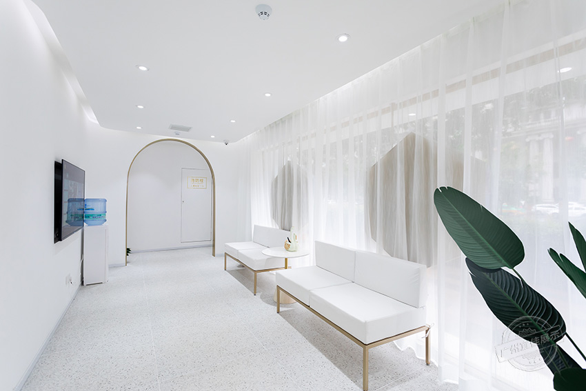 西安美容會所展柜制作