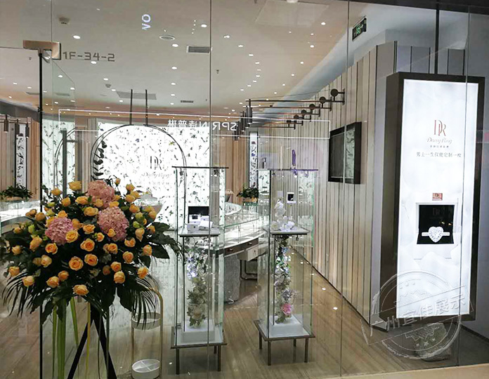 珠寶展柜定制多少錢