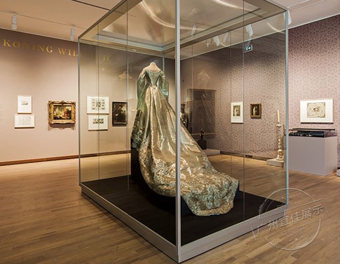 定做博物館展柜