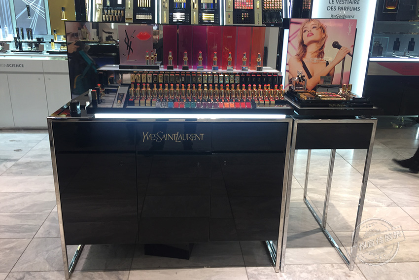 化妝品彩妝展柜定制