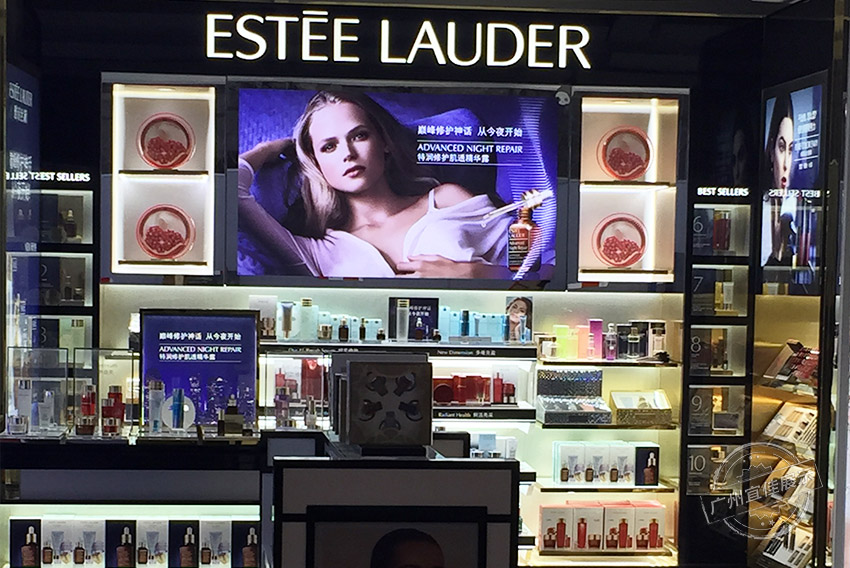 高端化妝品展柜定做