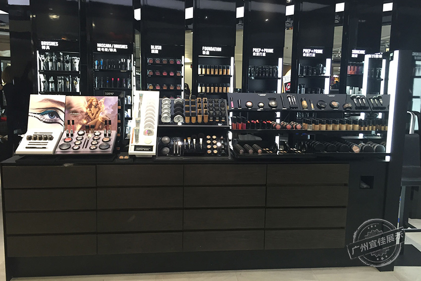 化妝品彩妝展柜