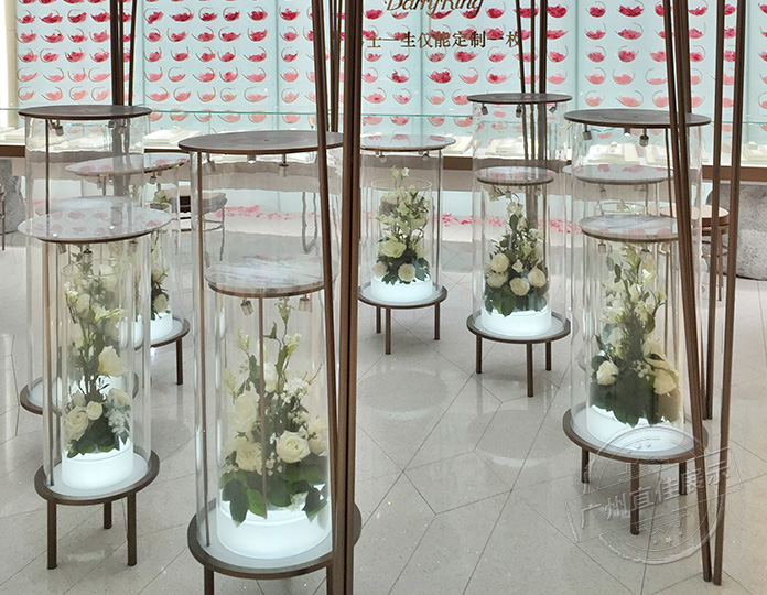 廣東珠寶不銹鋼柜臺設(shè)計