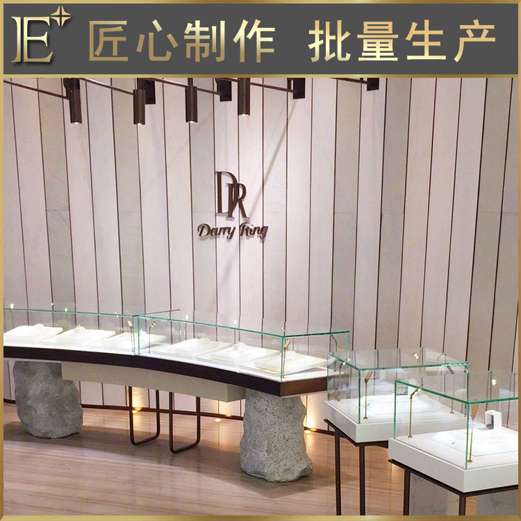 生產(chǎn)展柜廠家
