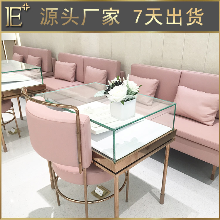 高端珠寶展柜生產(chǎn)廠