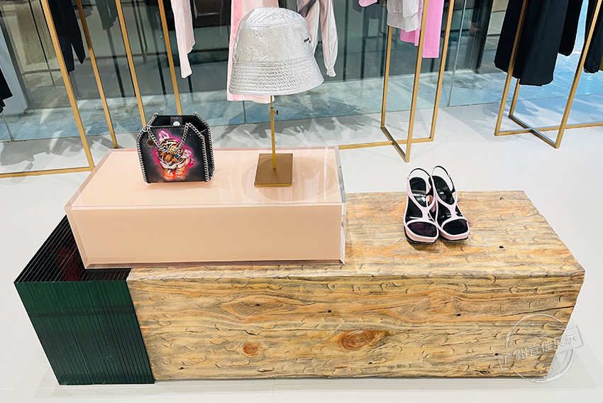 STELLA 奢侈品展柜（山西店）