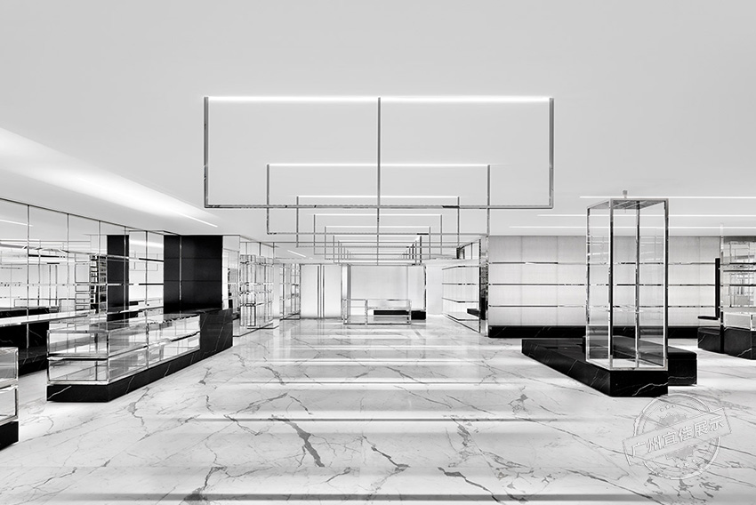 YSL 奢侈品展柜