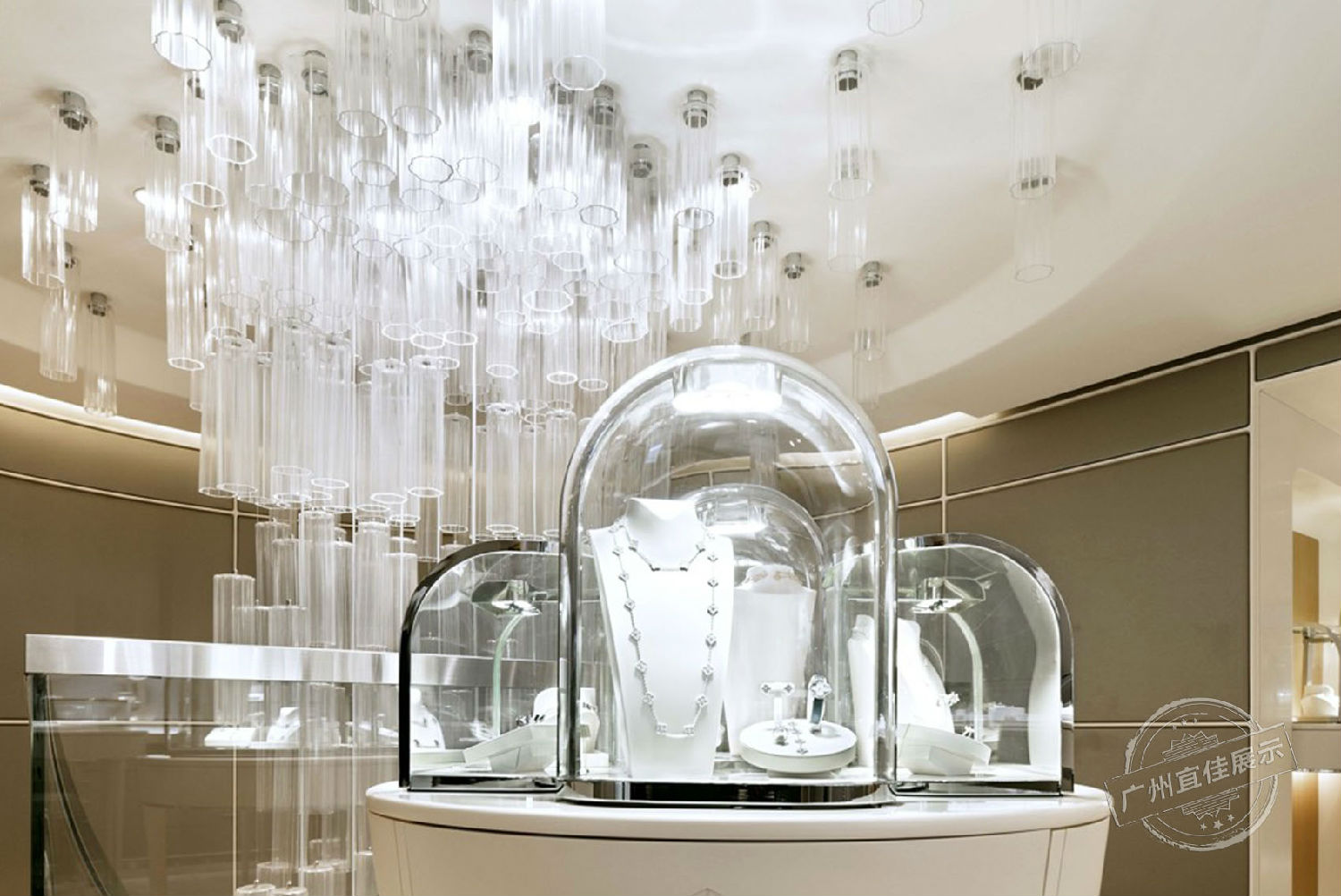 VAN梵克雅寶 珠寶展柜