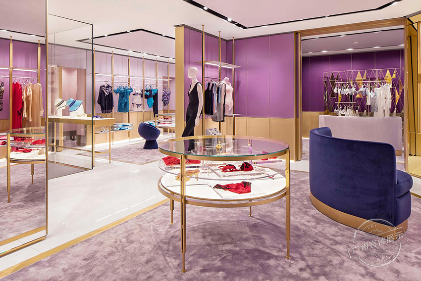 La Perla 服裝展柜