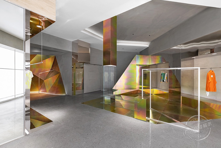 XSELECT 服裝展柜