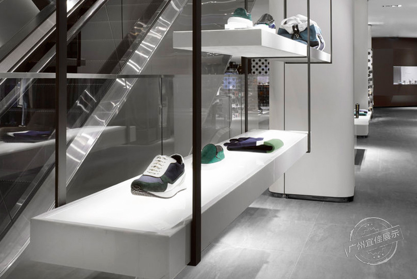 Galleria 服裝展柜