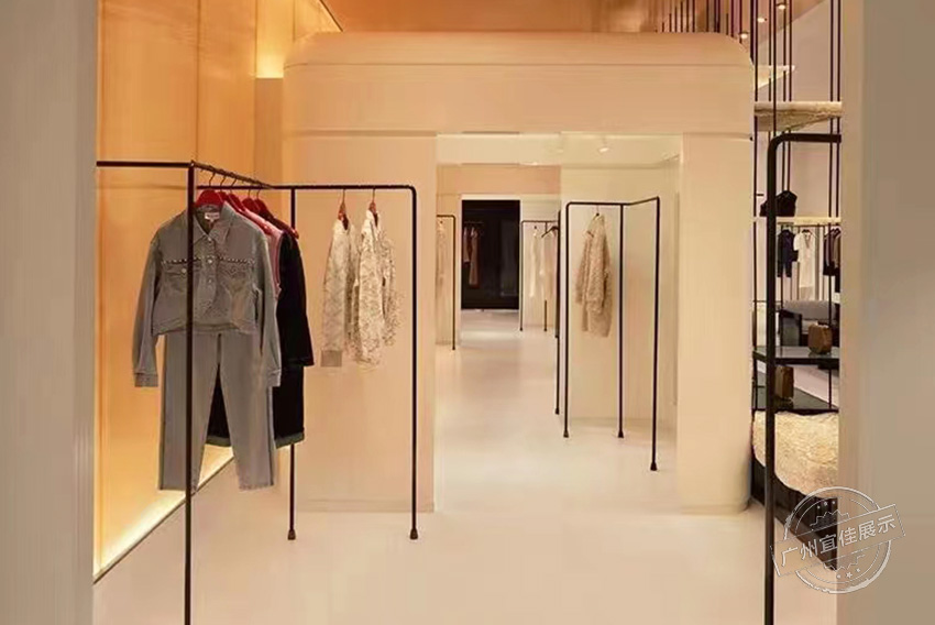 EP YAYING 高端服裝展柜