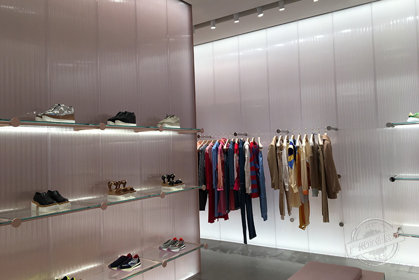 Stell 服裝展柜（珠海店）