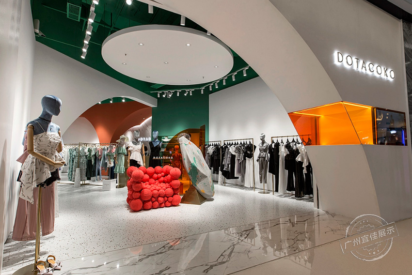 DOTACOKO 服裝展柜（深圳海岸城店）