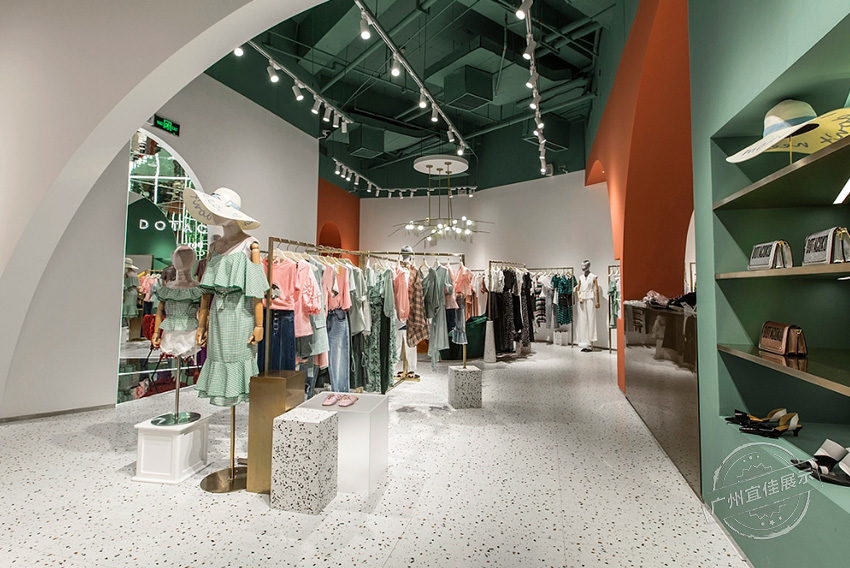 DOTACOKO 服裝展柜（深圳海岸城店）