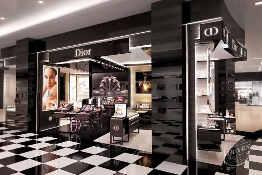 Dior 化妝品展示柜