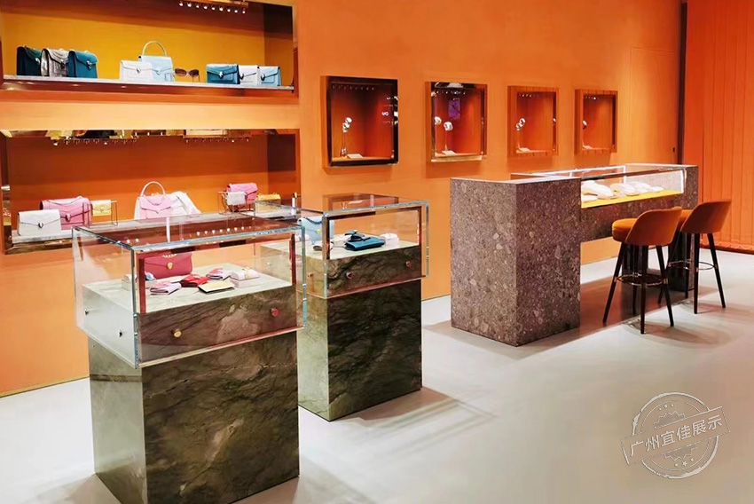 現(xiàn)代珠寶展柜設(shè)計(jì)