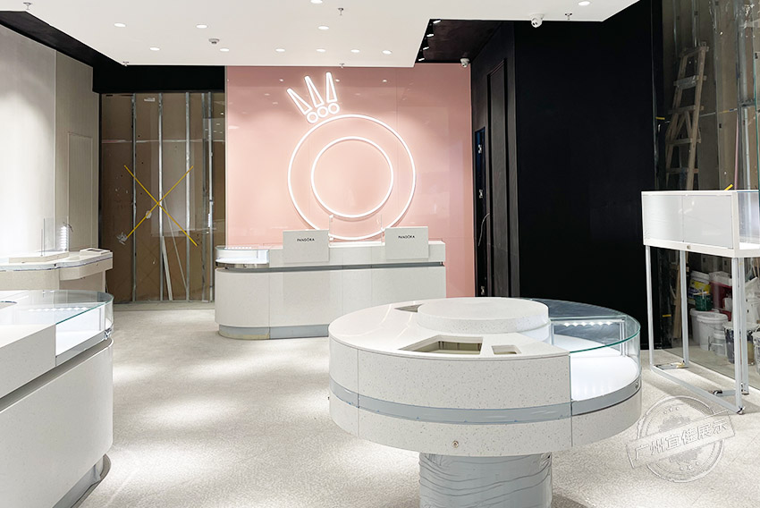 潘多拉PANDORA 珠寶展柜（廈門SM新生活廣場店）