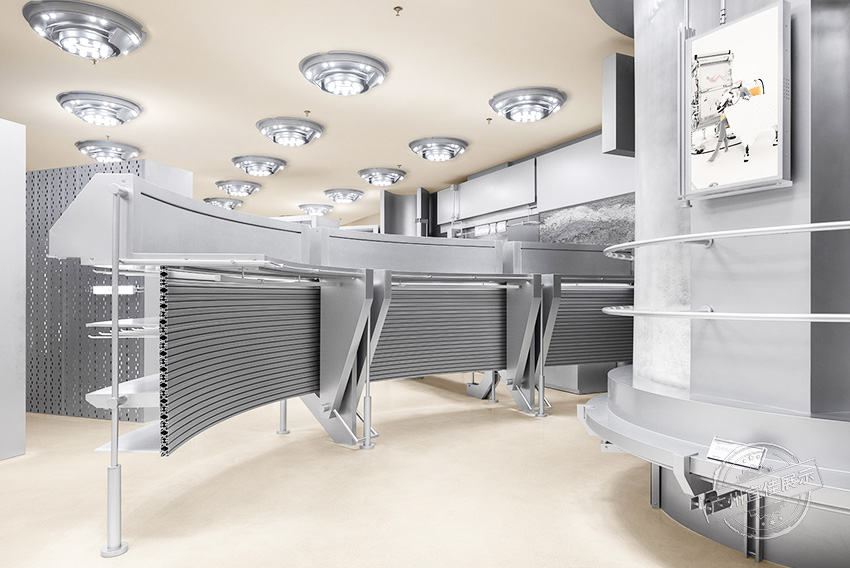 Bananain蕉內(nèi)概念店 服裝展柜（深圳寶安壹方城）