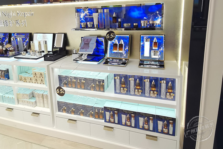雅詩蘭黛Estee Lauder 化妝品展柜