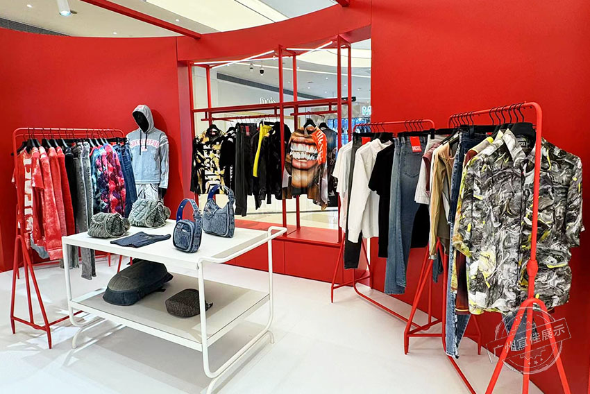 服裝店中島展示柜