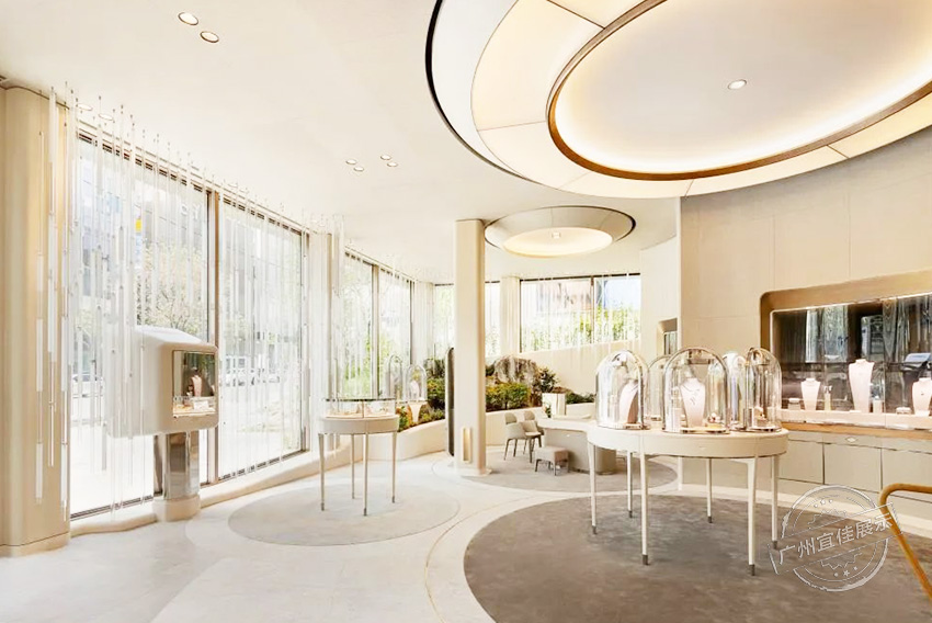 梵克雅寶Van Cleef&Arpels 珠寶展柜