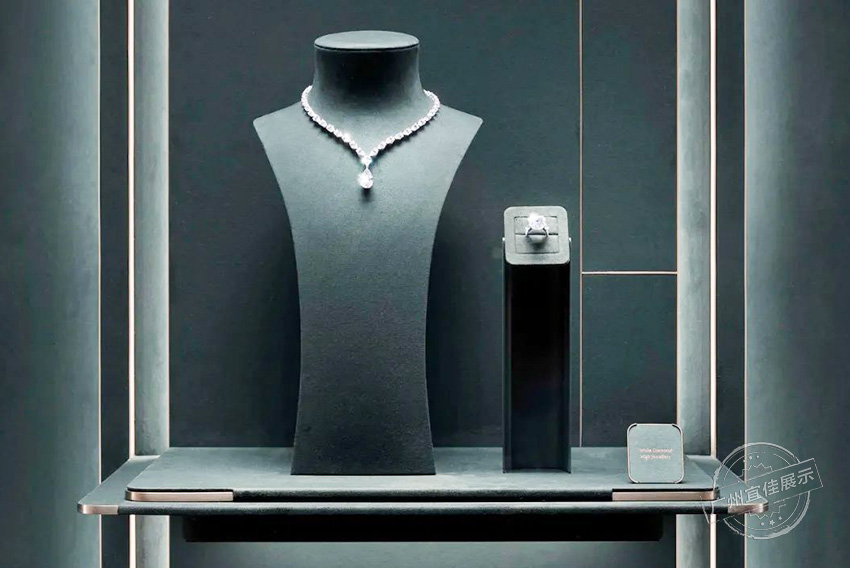 Graff Diamonds格拉夫 珠寶展柜