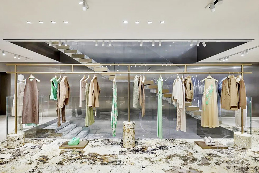 FENDI旗艦店 奢侈品展柜