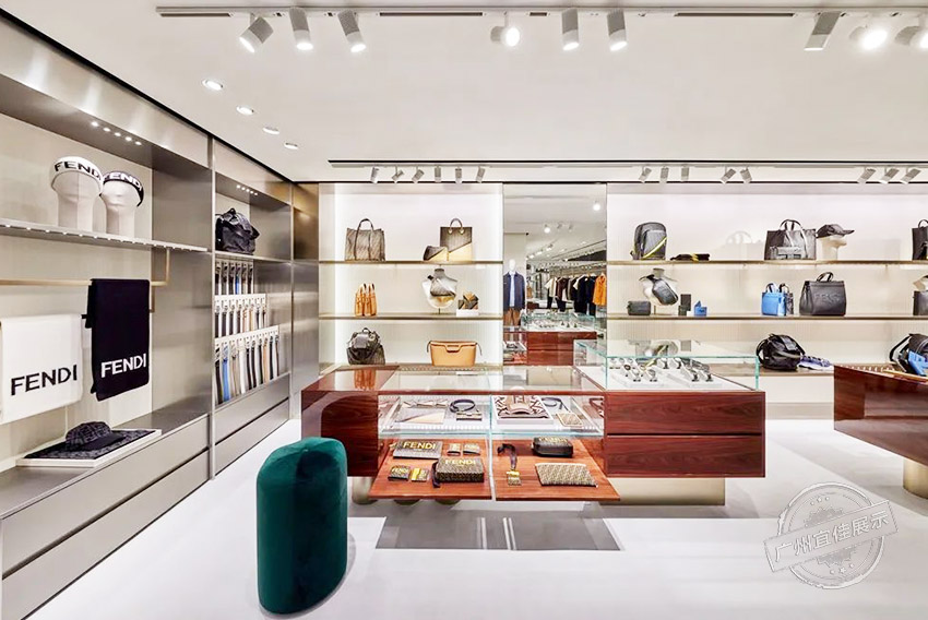 FENDI旗艦店 奢侈品展柜
