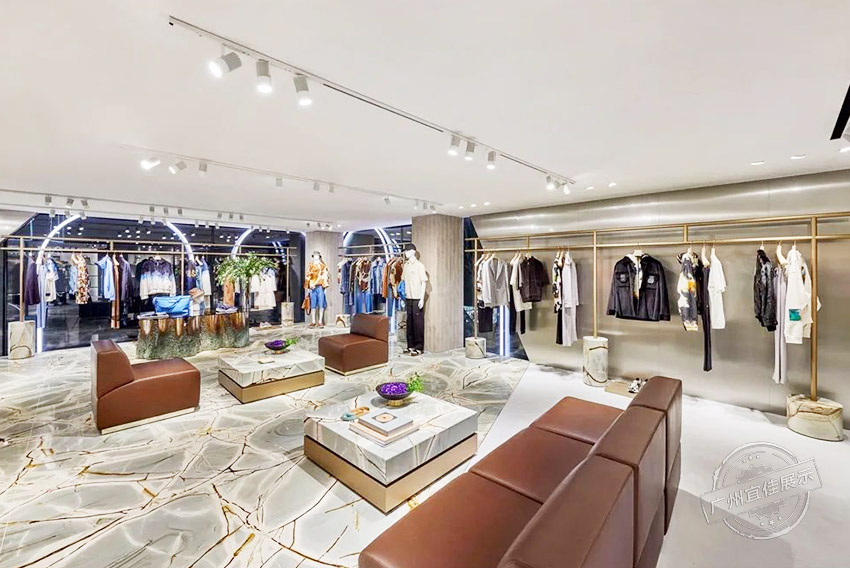 FENDI旗艦店 奢侈品展柜