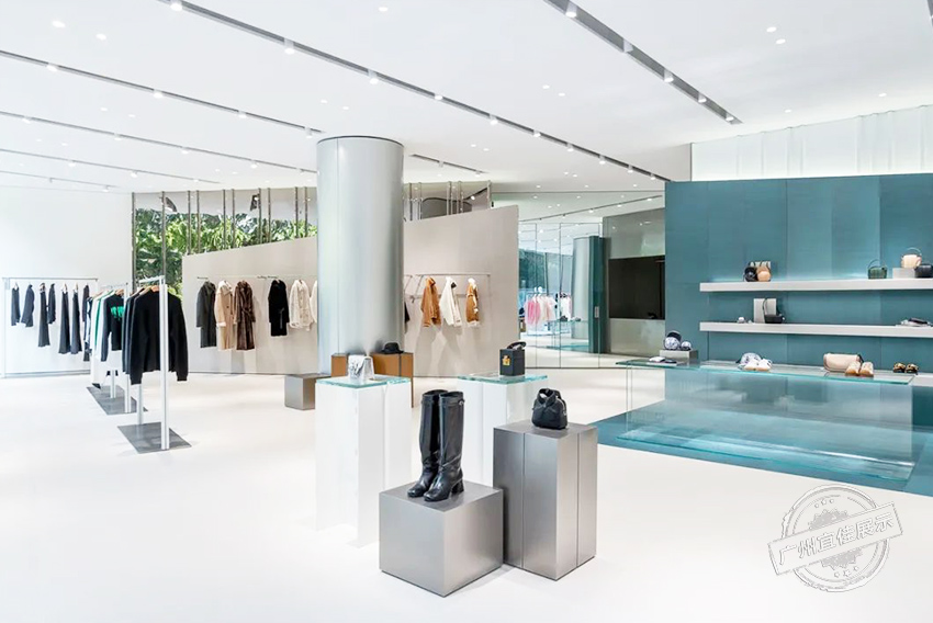 ASSEMBLE品牌商店 奢侈品展柜