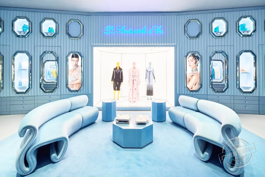 施華洛世奇旗艦店 珠寶展柜